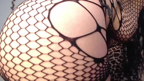 Snapshot of valquiria_sirgun chatting on 03.09.25 valquiria_sirgun online show from 03.09.25