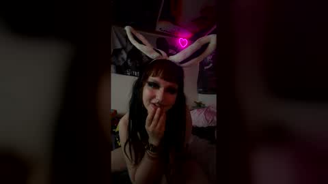 valsvault online show from 04.22.26