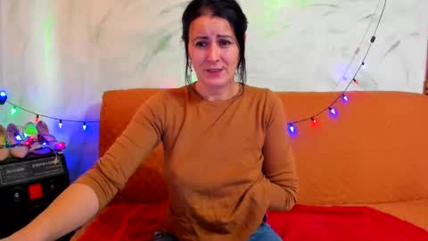 Snapshot of valysexybarbie chatting on 02.03.25 valentina online show from 02.03.25