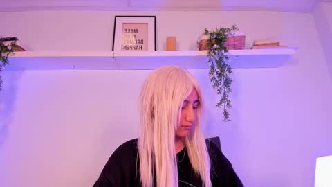 Snapshot of vampgyal chatting on 10.23.25 vamp  online show from 10.23.25
