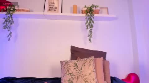 vamp  online show from 04.15.26