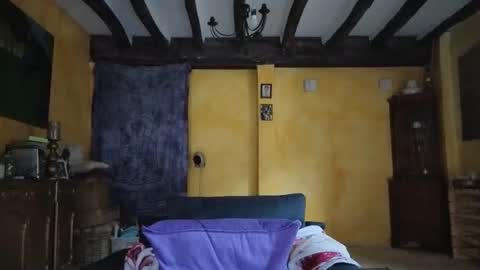 vampwoman online show from 11.06.25