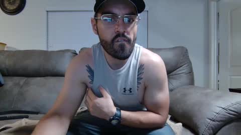 Snapshot of vampz888 chatting on 04.15.26 HUNG LATINO 888 bigcock fit athletic latino online show from 04.15.26