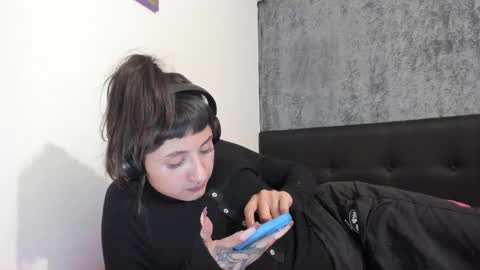 Babi Alu online show from 03.04.25