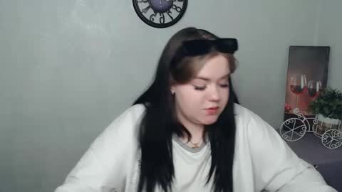 Snapshot of vandaray_ chatting on 03.11.25 Vanda online show from 03.11.25