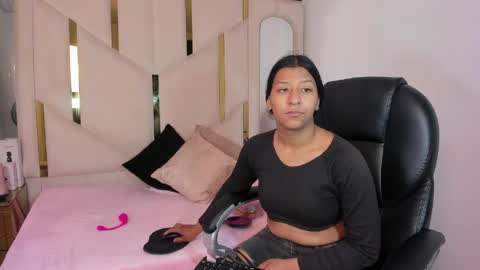 Vane online show from 04.02.26