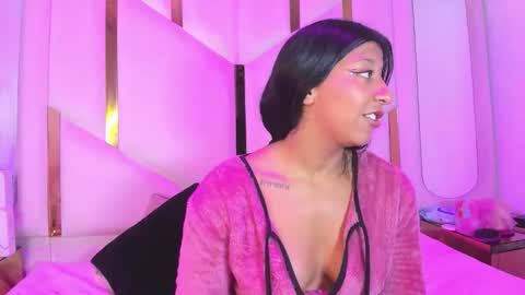 Snapshot of vanelin18 chatting on 04.29.26 Vane online show from 04.29.26