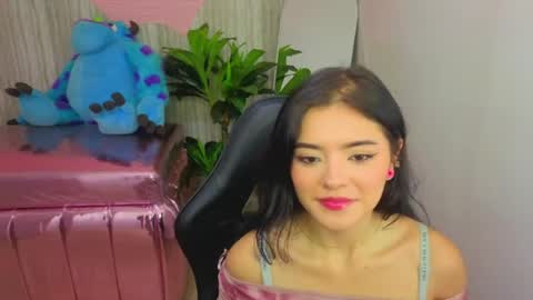 Vaneloppe  online show from 06.02.26