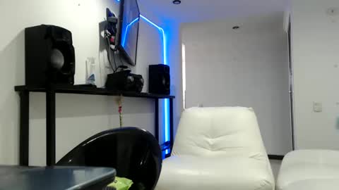 vanessa and samantha online show from 01.15.25