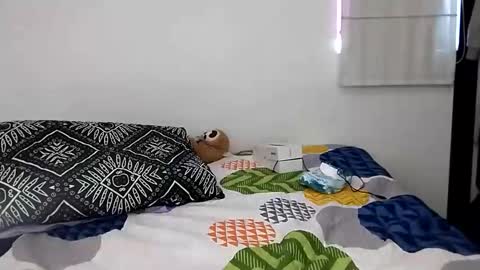 vanessa and samantha online show from 04.12.26