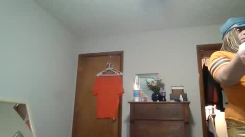 Snapshot of vanessa3211 chatting on 01.15.26 greeneyebandit online show from 01.15.26