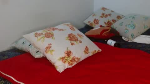 Snapshot of vanessa_aniston83 chatting on 09.14.25 vanessa online show from 09.14.25