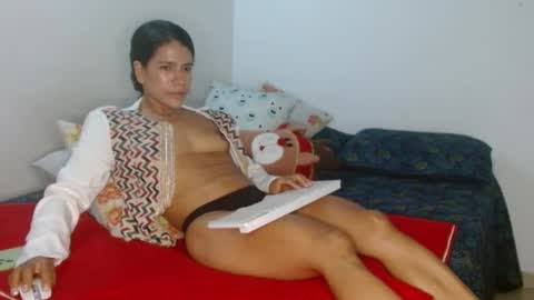 Snapshot of vanessa_aniston83 chatting on 09.18.25 vanessa online show from 09.18.25