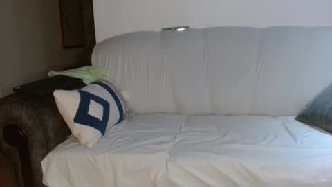 Snapshot of vanessa_aniston83 chatting on 10.26.25 vanessa online show from 10.26.25