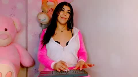 vanessa online show from 12.17.24