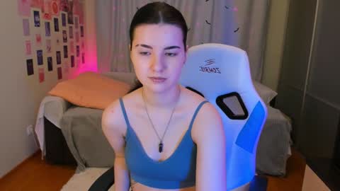 Vanessa online show from 12.19.24