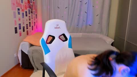 Vanessa online show from 12.20.24