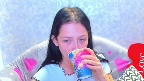 Snapshot of vanessa_florence chatting on 09.26.25 RUSSIAN BARBIE BABE online show from 09.26.25