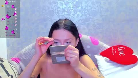 Snapshot of vanessa_florence chatting on 10.17.25 RUSSIAN BARBIE BABE online show from 10.17.25