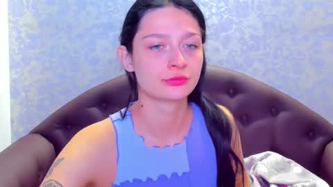 Snapshot of vanessa_florence chatting on 10.27.25 RUSSIAN BARBIE BABE online show from 10.27.25