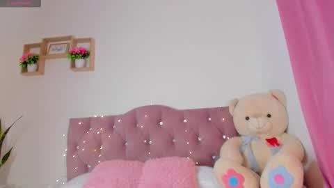 vanessa online show from 11.29.25