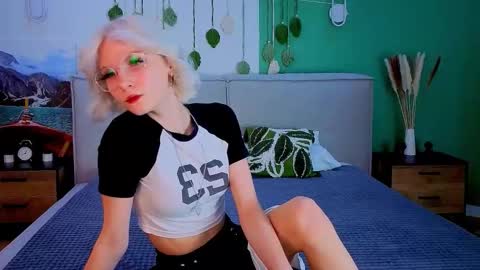 Vanessa online show from 02.27.26