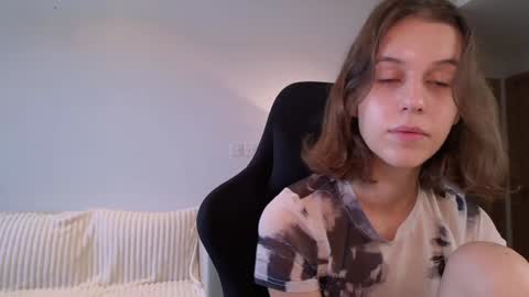 Snapshot of vanessabayer chatting on 12.03.24 vanessa online show from 12.03.24