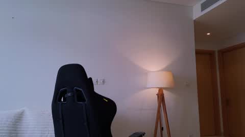 Snapshot of vanessabayer chatting on 12.07.24 vanessa online show from 12.07.24