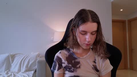 Snapshot of vanessabayer chatting on 12.28.24 vanessa online show from 12.28.24