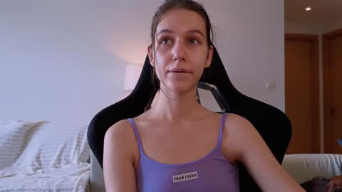 Snapshot of vanessabayer chatting on 01.05.25 vanessa online show from 01.05.25