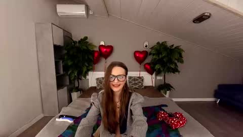 vanessabeautyy online show from 02.18.25