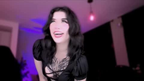 Vanessa  online show from 11.28.25