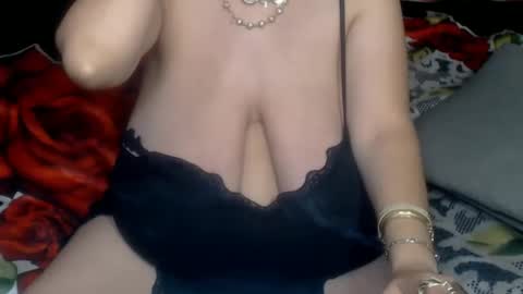Vanessa HUGE BOOBS online show from 12.30.24