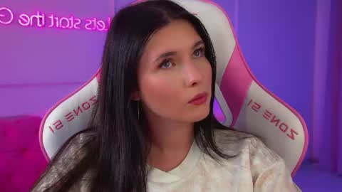 Snapshot of vanessacelesti chatting on 06.26.26 Vanessa online show from 06.26.26