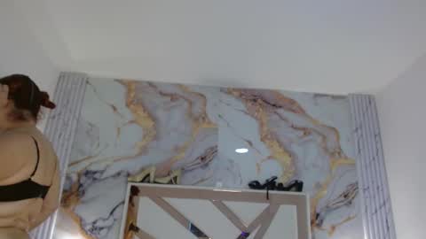 Snapshot of vanessahard_as chatting on 10.05.25 Vanessa Hard online show from 10.05.25