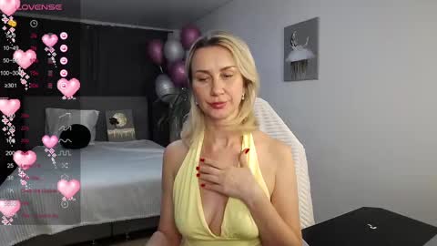 Vanessa  online show from 02.20.25