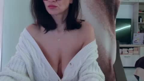 Vanessa online show from 10.28.25