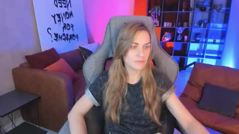 Snapshot of vanessamate chatting on 10.23.25 Vanessa online show from 10.23.25