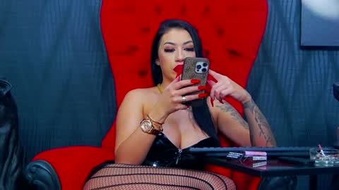 Miss Vanessa online show from 12.20.24