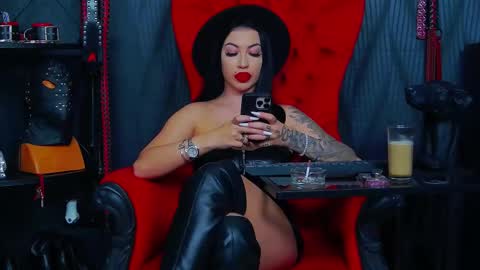 Miss Vanessa online show from 03.06.25