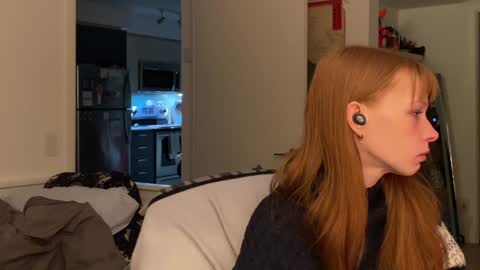 Snapshot of vanessapark chatting on 01.05.25 Vanessa online show from 01.05.25