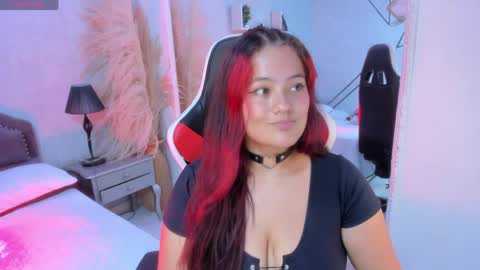 vanessascott_ online show from 04.12.26