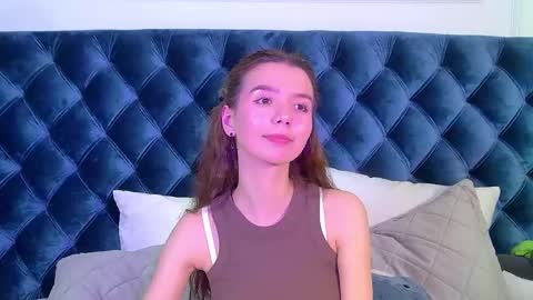 VanessaVienne online show from 04.18.26