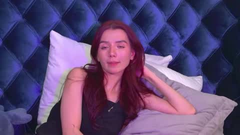 VanessaVienne online show from 05.19.26