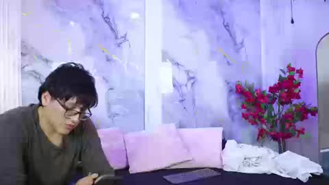 Snapshot of vanilla_hot_ chatting on 09.19.25 vanilla_hot_ online show from 09.19.25