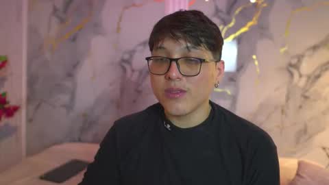 Snapshot of vanilla_hot_ chatting on 10.29.25 vanilla_hot_ online show from 10.29.25