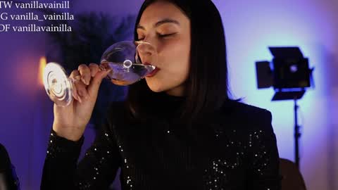 Snapshot of vanilla_velvet chatting on 01.13.25 Annabet online show from 01.13.25