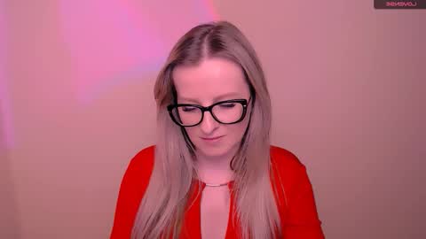 Mia online show from 03.10.26