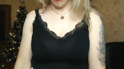 VanillaMuffin online show from 12.19.24