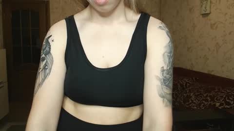 VanillaMuffin online show from 02.24.25